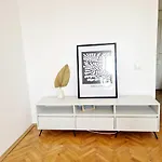 Olv Nomad Apartment
